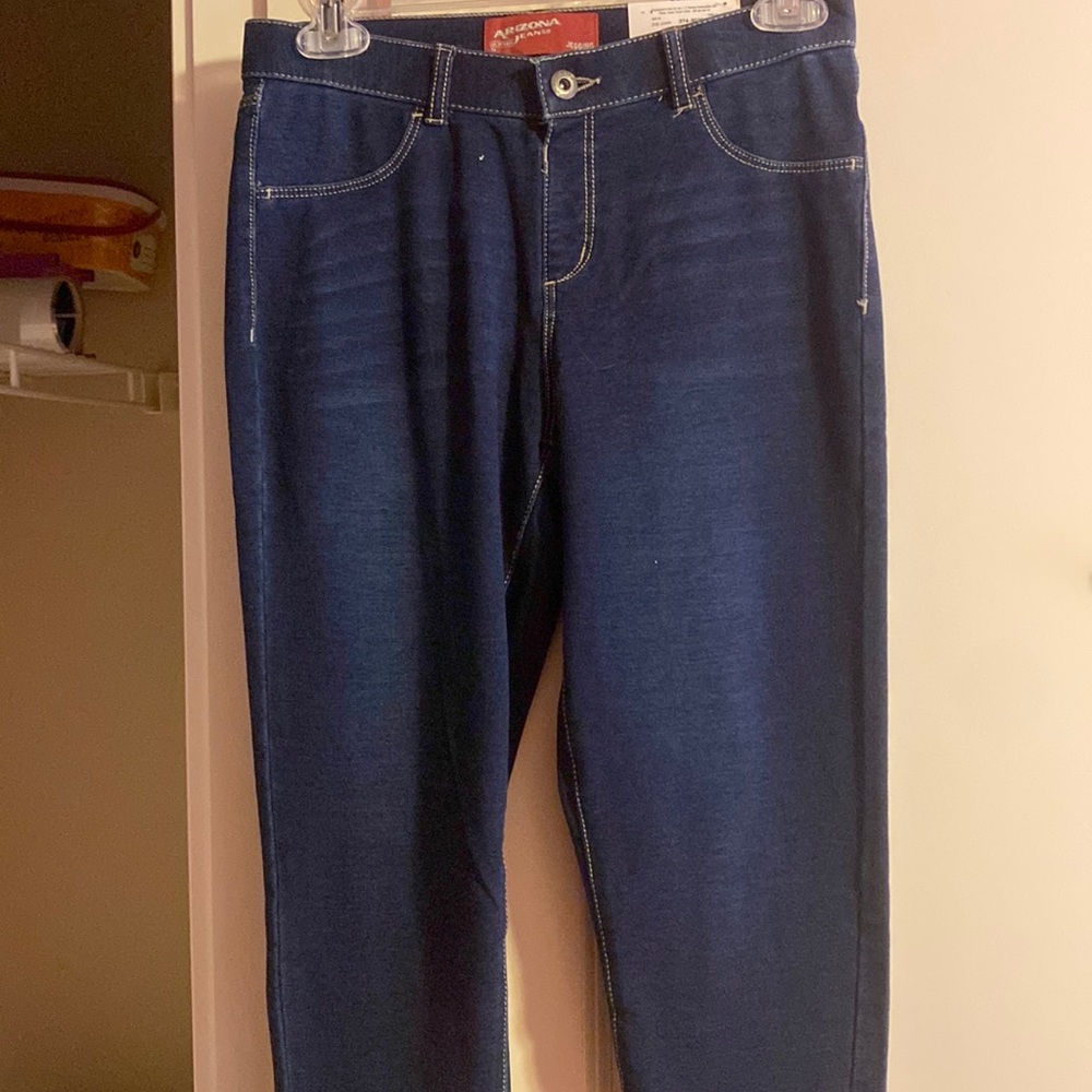 Arizona Jeans. No holes, never worn. women’s size 16 regular.